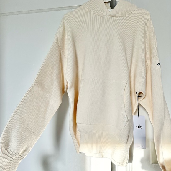 NWT Alo Hoodie - Picture 3 of 8